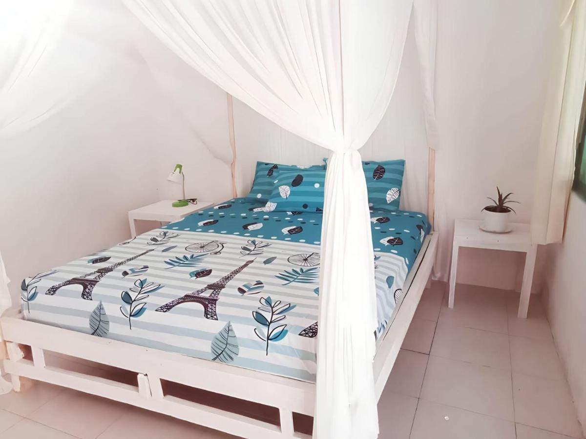 The Village Rua Beach Homestay Exterior foto